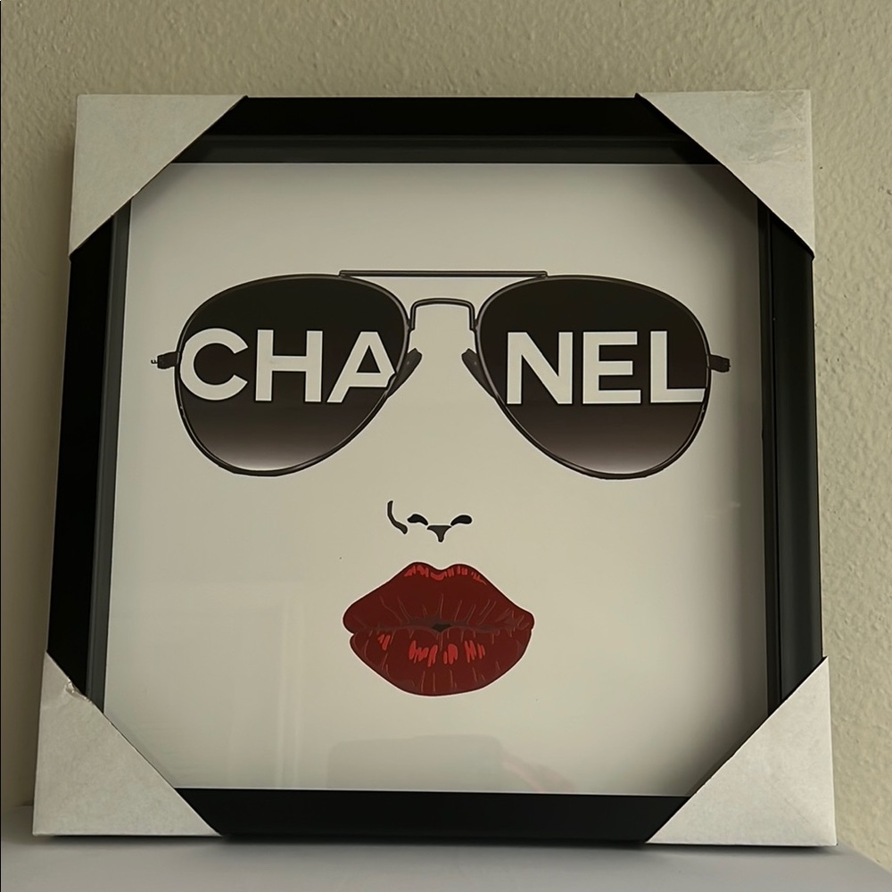 Chanel Sunglasses Art Print Wall Decor — Black & Red